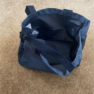 Thirty one small utility tote signature collection blue